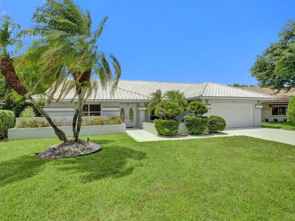 9224 Sun Pointe Drive, Boynton Beach, FL 33437