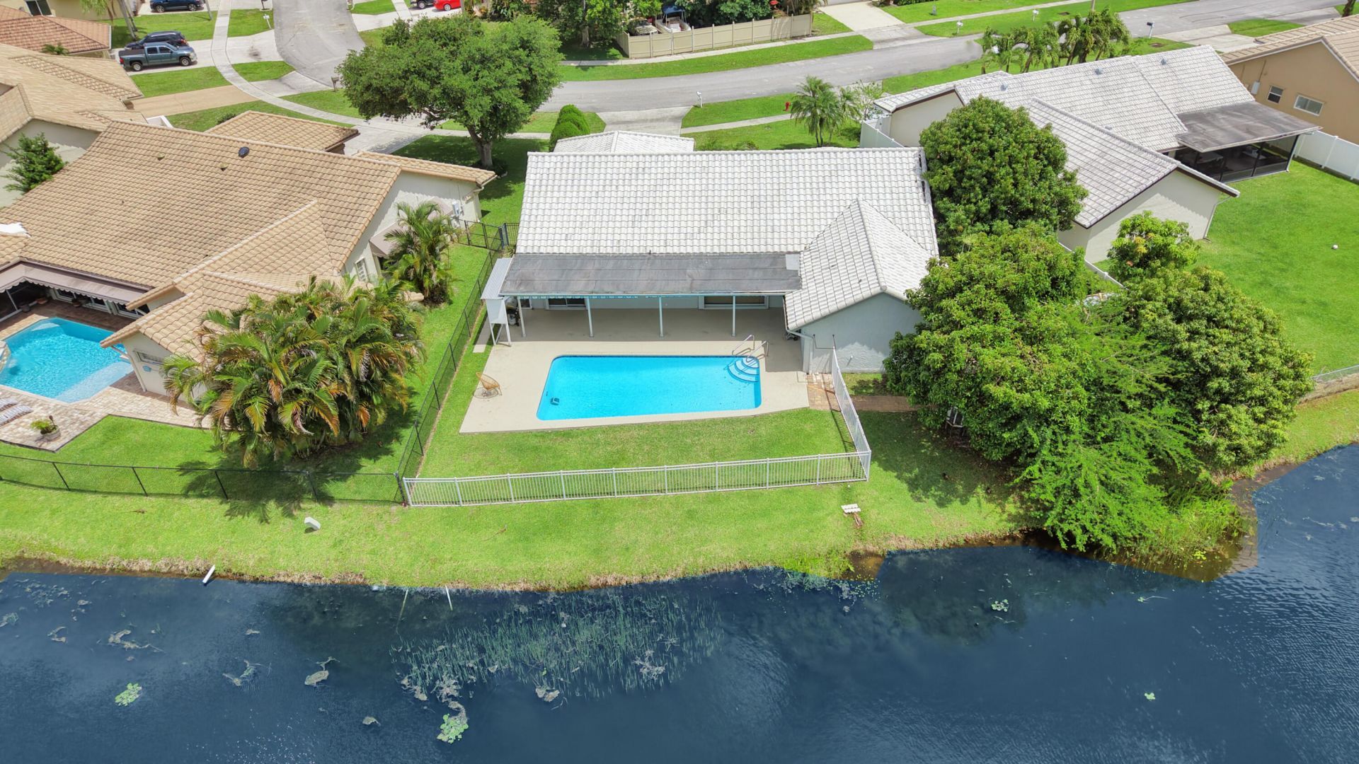 9224 Sun Pointe Drive, Boynton Beach, FL 33437 Photo