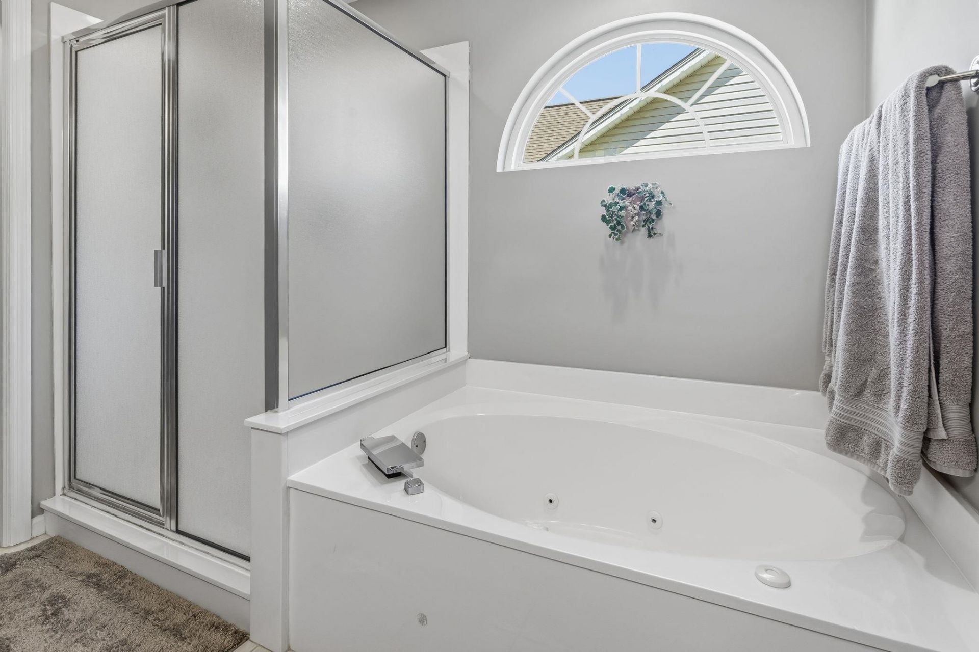 9592 Indigo Creek Blvd. Photo 18