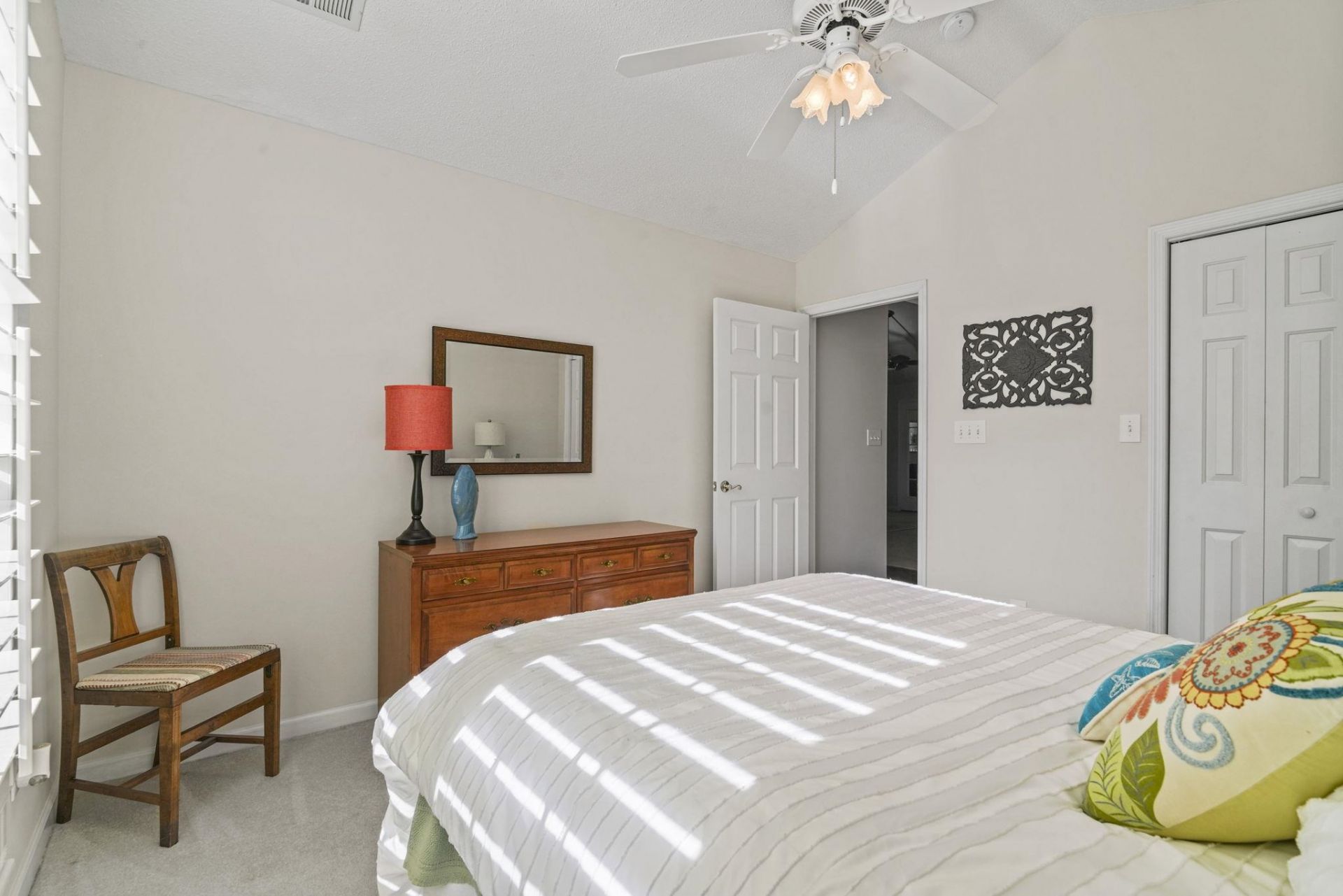 9592 Indigo Creek Blvd. Photo 20