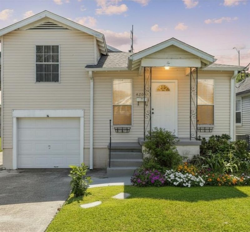 4208 HEASLIP Avenue , Metairie, LA 70001