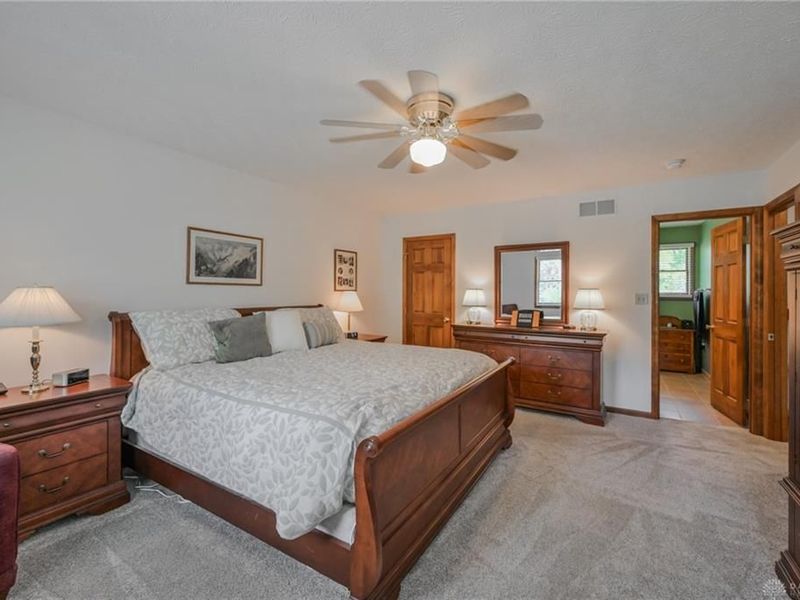 660 W Eva Circle, Springfield Township, OH 45504 Photo 25