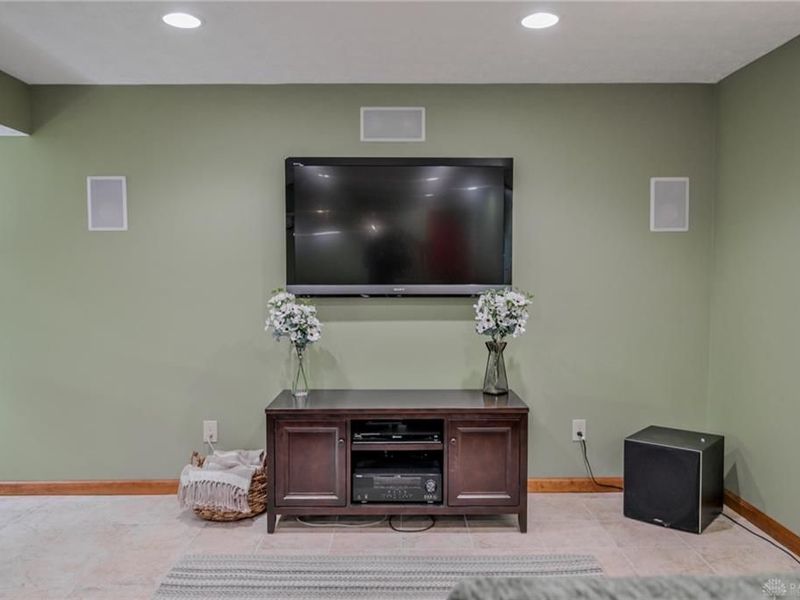 660 W Eva Circle, Springfield Township, OH 45504 Photo 43