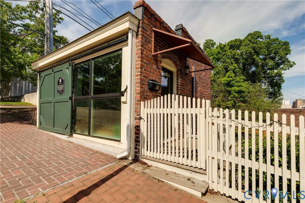 2119 E Broad Street, Richmond, VA 23223 Main Photo