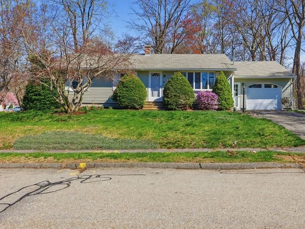 25 Heritage Lane, Holden, MA 01520