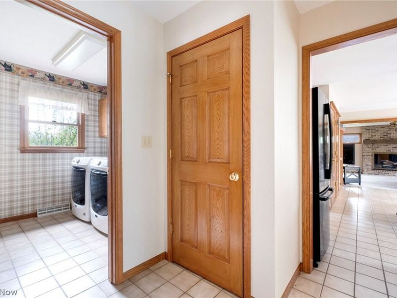 8105 Caymen Court , Canfield, OH 44406 Photo 15