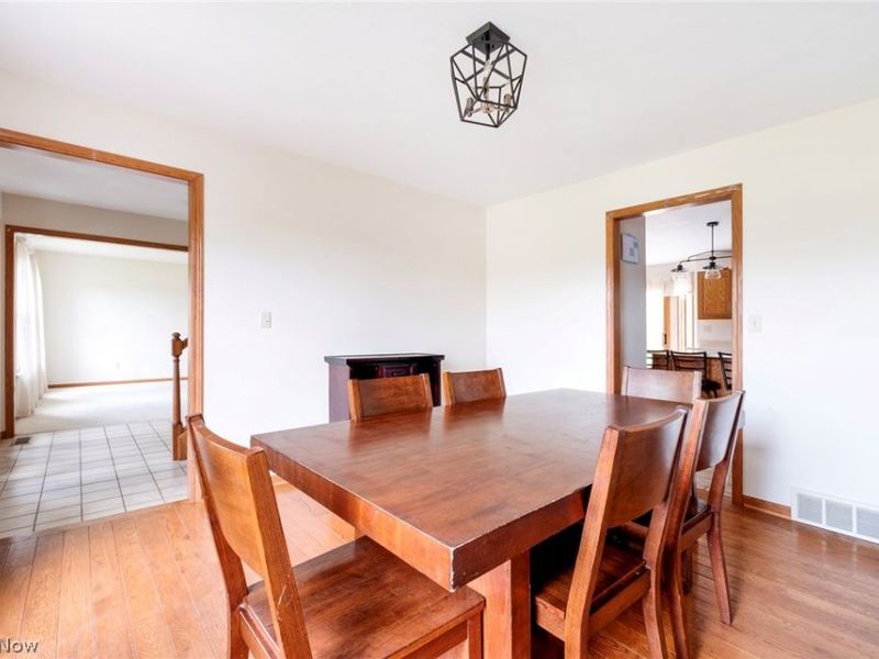 8105 Caymen Court , Canfield, OH 44406 Photo 6