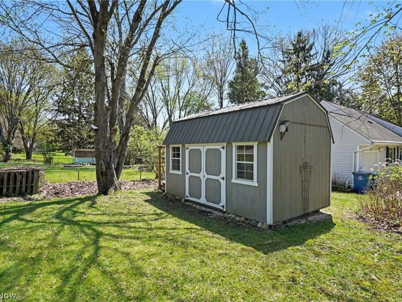 1038 Elno Avenue , Kent, OH 44240 Photo 6