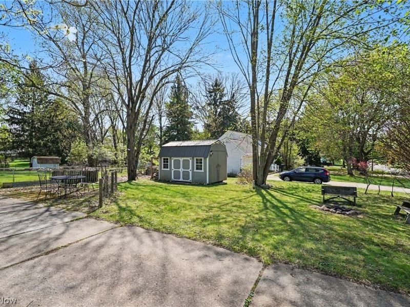 1038 Elno Avenue , Kent, OH 44240 Photo 8