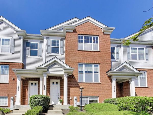 366 COUNTRY CLUB Drive , Prospect Heights, IL 60070