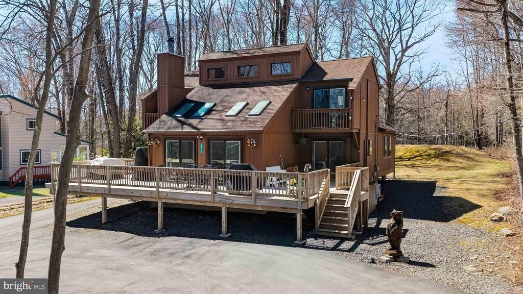 2038 BEAVER RUN ROAD , POCONO LAKE, PA 18347