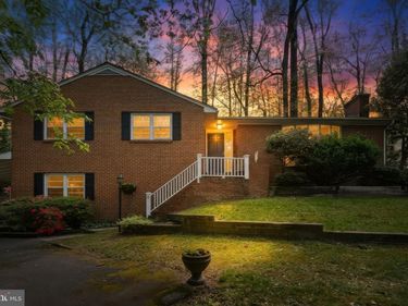 2 WEST LANE, SEVERNA PARK, MD 21146