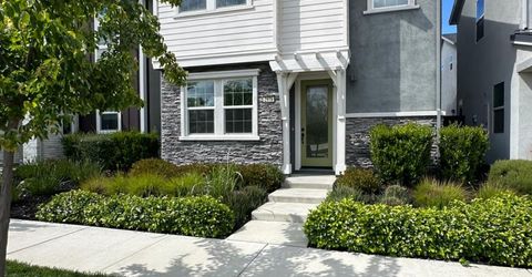 2975 Grassy Bank Ave, Sacramento, CA 95833 Photo