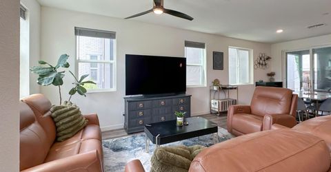 2975 Grassy Bank Ave, Sacramento, CA 95833 Photo