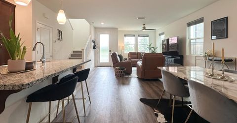 2975 Grassy Bank Ave, Sacramento, CA 95833 Photo