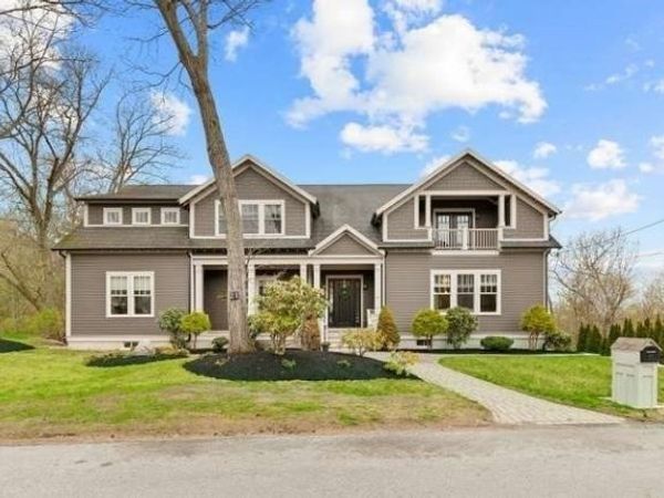 21 Bellevue Ave, Winchester, MA 01890