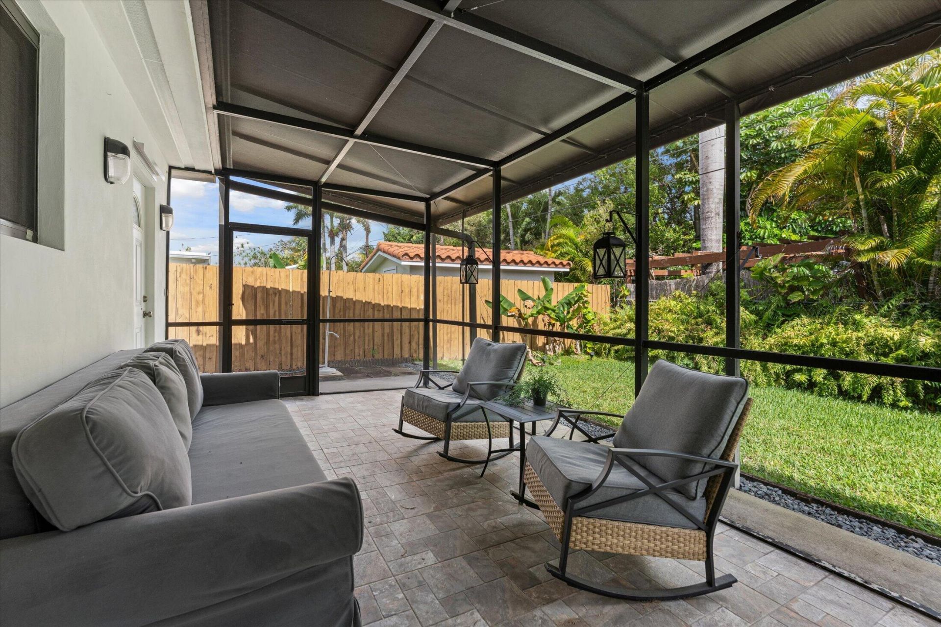 1101 NE 4th Court, Hallandale Beach, FL 33009 Photo