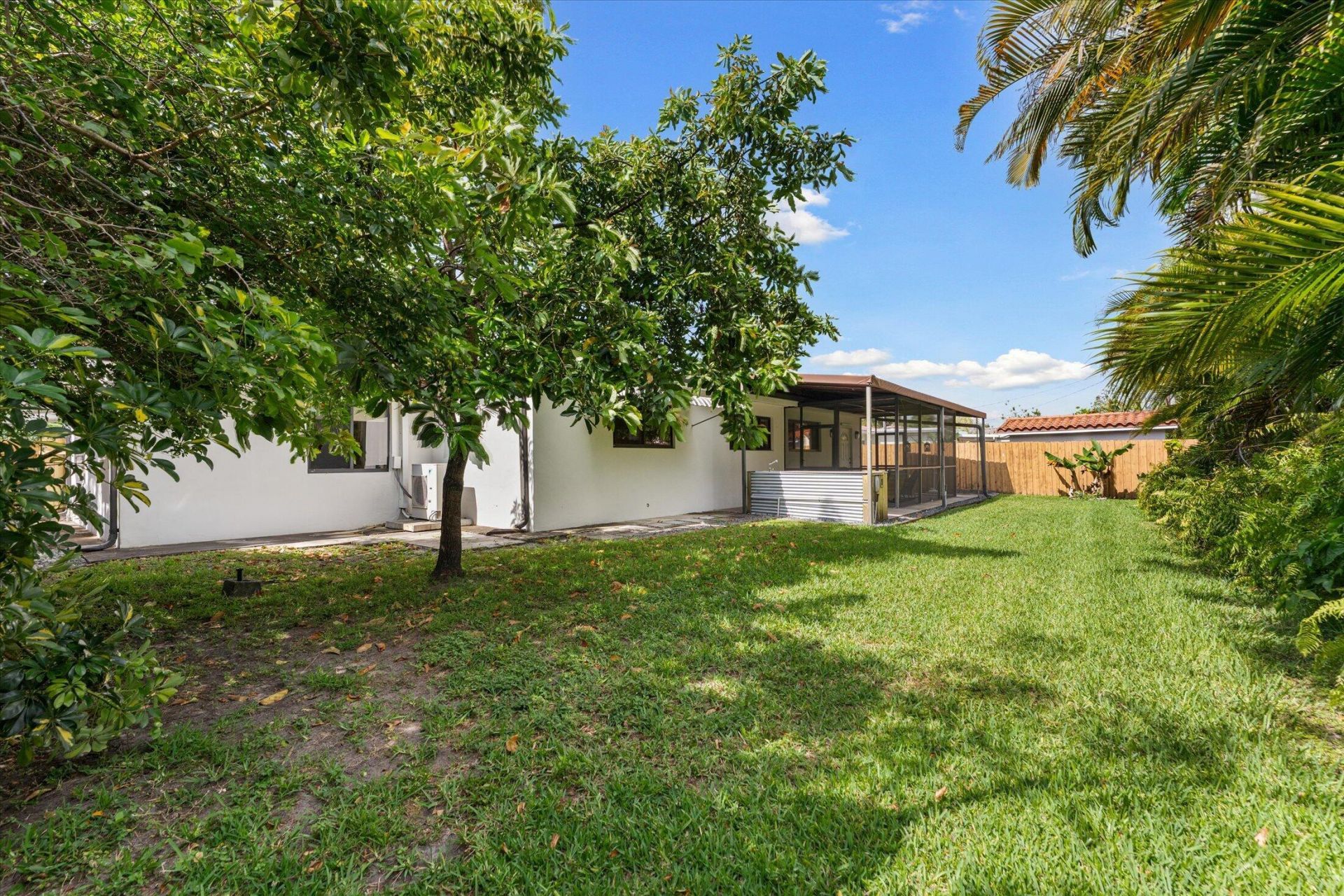 1101 NE 4th Court, Hallandale Beach, FL 33009 Photo