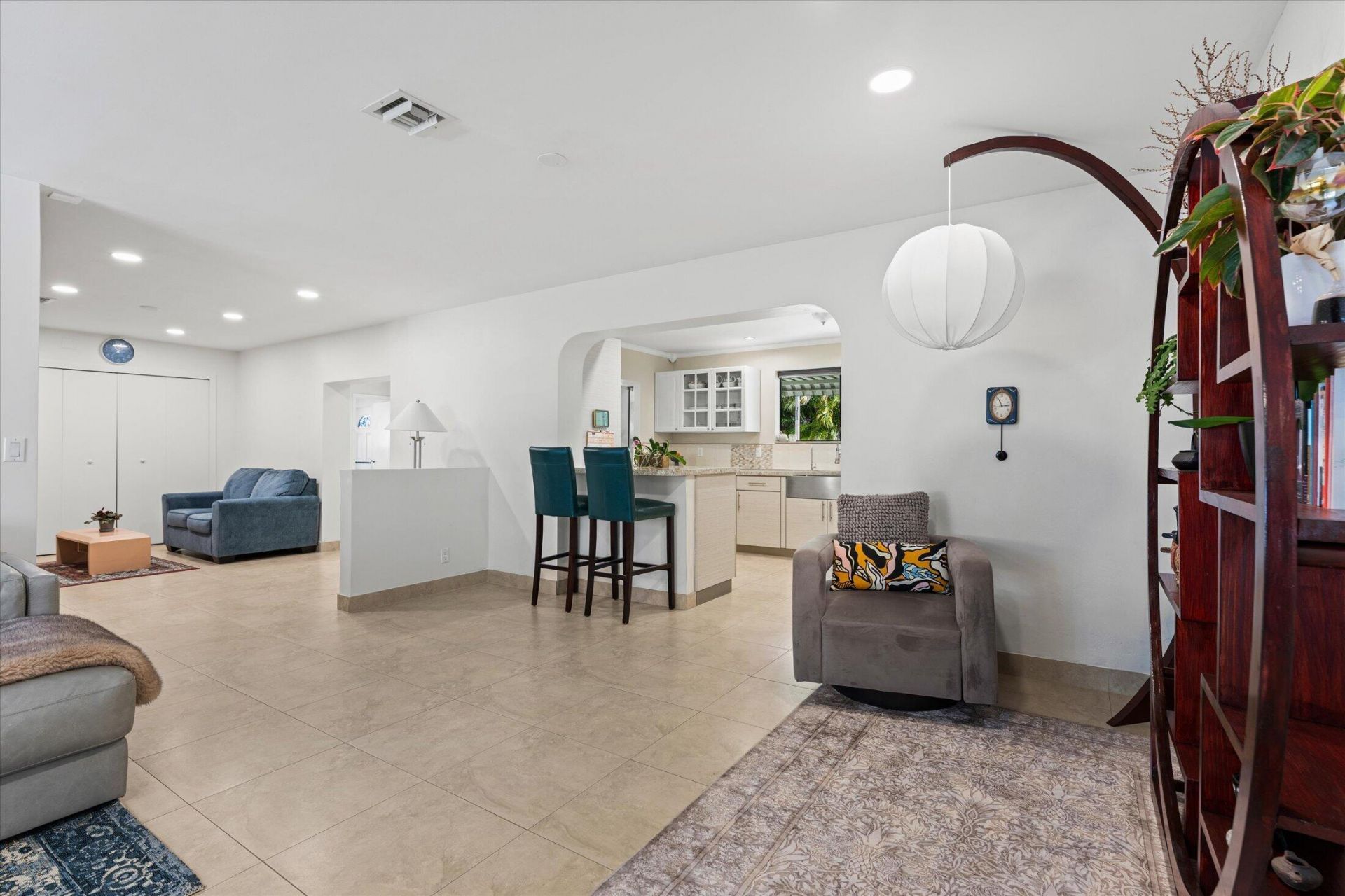 1101 NE 4th Court, Hallandale Beach, FL 33009 Photo