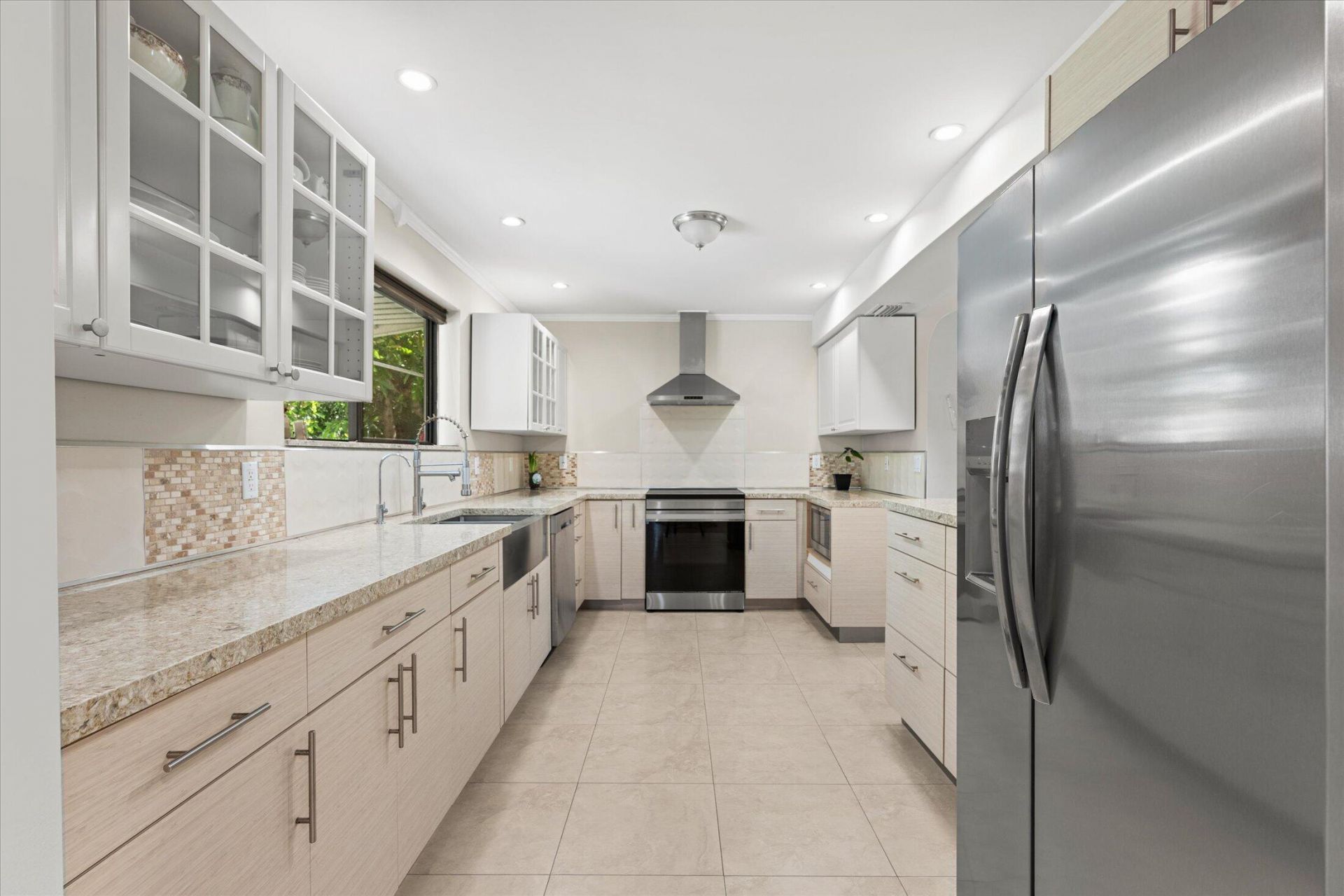 1101 NE 4th Court, Hallandale Beach, FL 33009 Photo