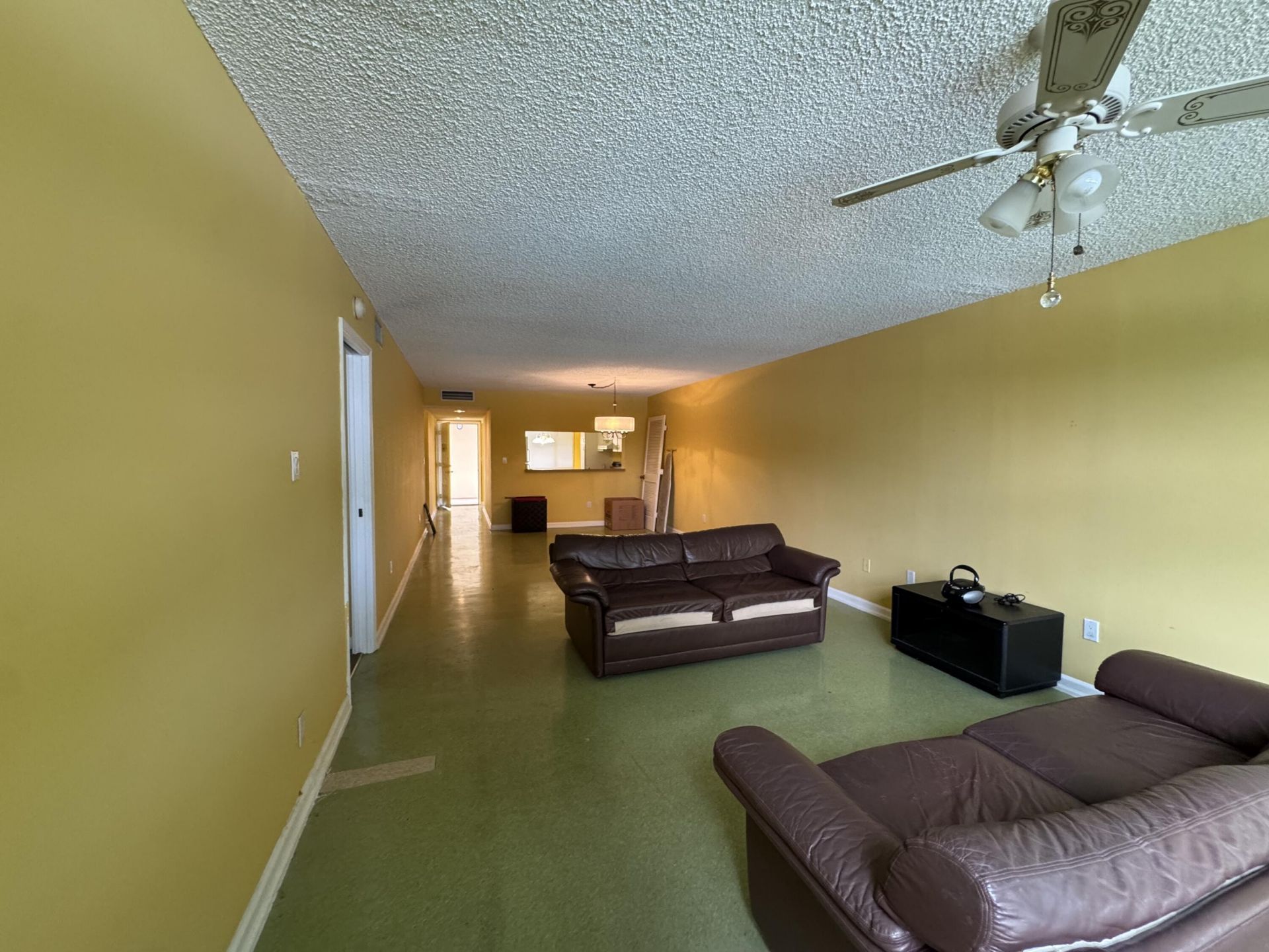 10641 W Clairmont Circle, Tamarac, FL 33321 Photo