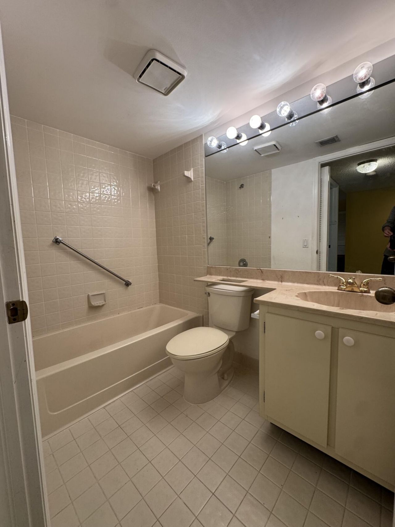 10641 W Clairmont Circle, Tamarac, FL 33321 Photo