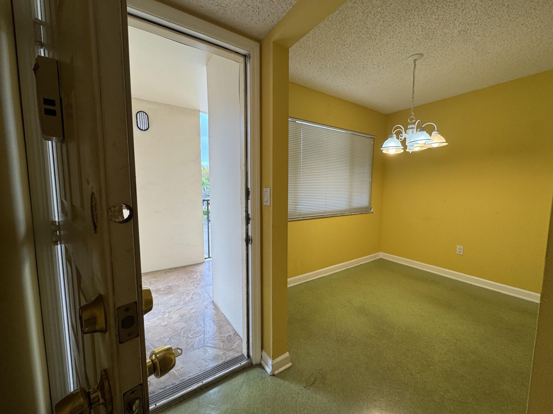 10641 W Clairmont Circle, Tamarac, FL 33321 Photo
