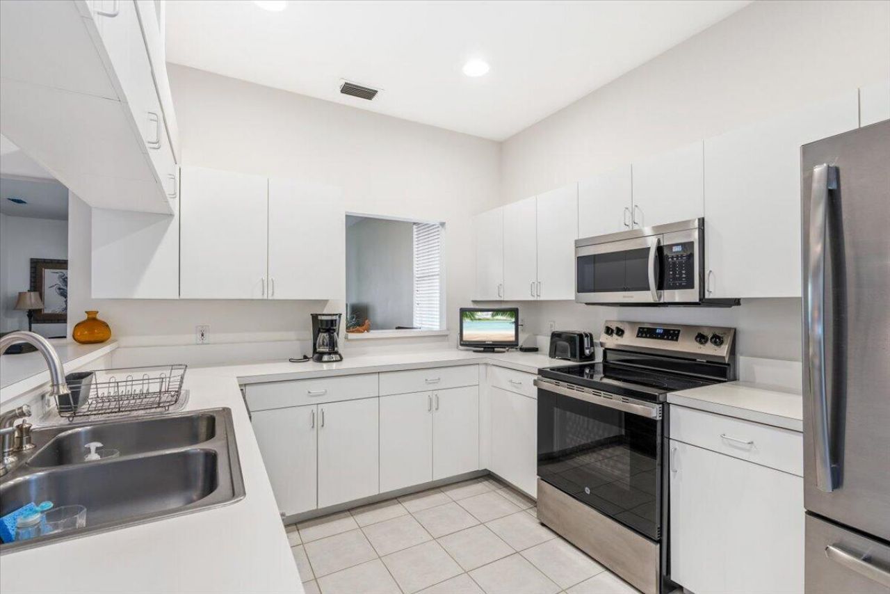 1970 Westhampton Court, Vero Beach, FL 32966 Photo