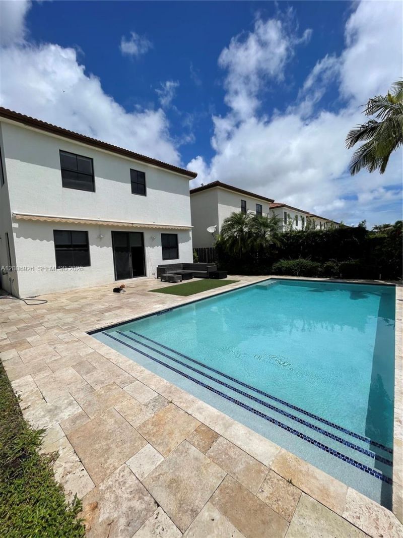 10086 NW 89th Ter , Doral, FL 33178 Photo