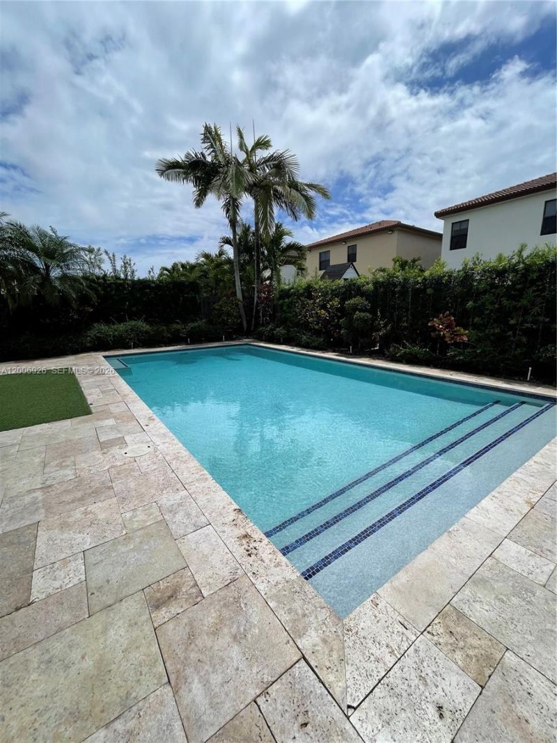 10086 NW 89th Ter , Doral, FL 33178 Photo