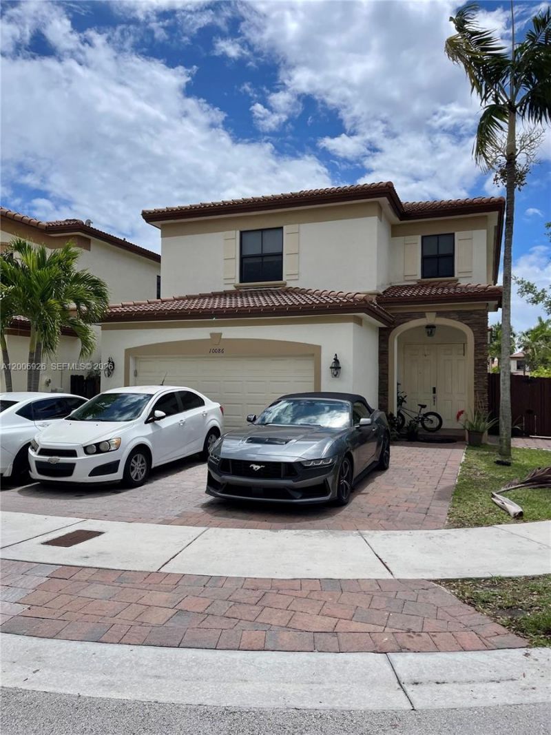 10086 NW 89th Ter , Doral, FL 33178 Photo