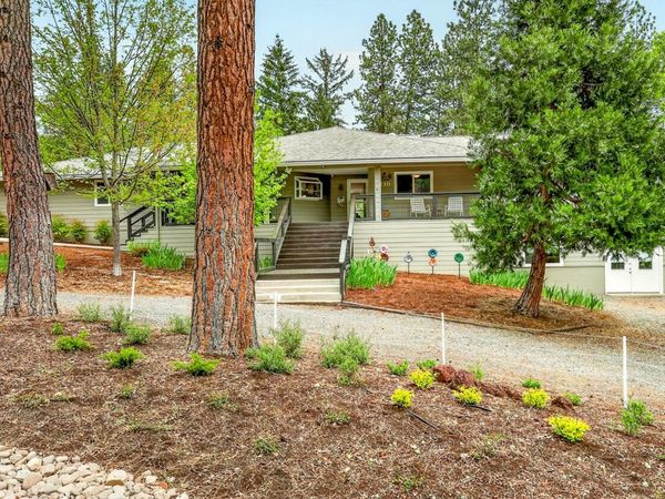 1230 Westmont Drive, Jacksonville, OR 97530