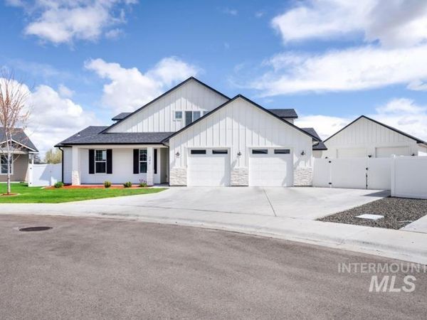 342 Spur Ave, Fruitland, ID 83619
