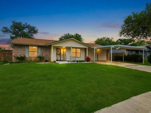 9418 GOLD DUST DR, San Antonio, TX 78245