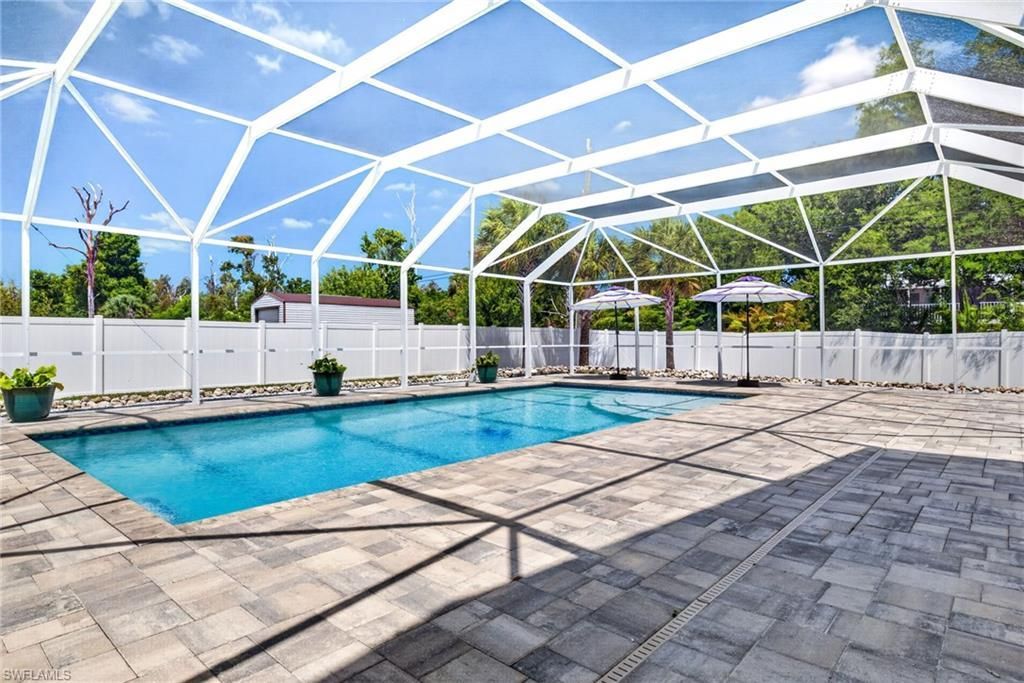 5866 Tahiti Dr , Bokeelia, FL 33922 Photo