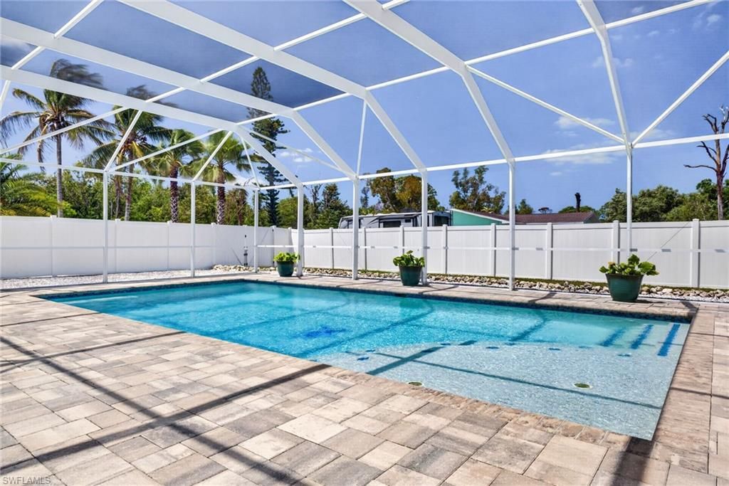 5866 Tahiti Dr , Bokeelia, FL 33922 Photo