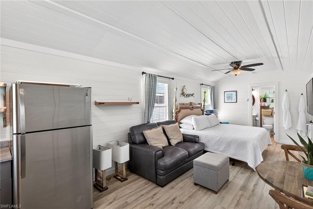 5866 Tahiti Dr , Bokeelia, FL 33922 Photo