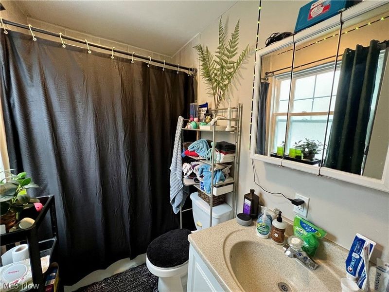 3901 Woburn Avenue, Cleveland, OH 44109 Photo 11