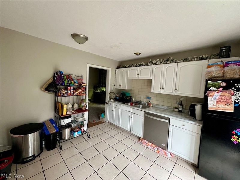 3901 Woburn Avenue, Cleveland, OH 44109 Photo 13