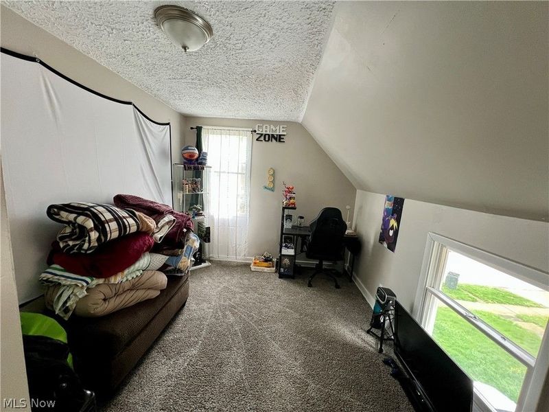 3901 Woburn Avenue, Cleveland, OH 44109 Photo 17