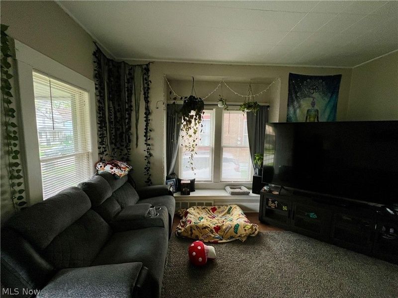 3901 Woburn Avenue, Cleveland, OH 44109 Photo 4