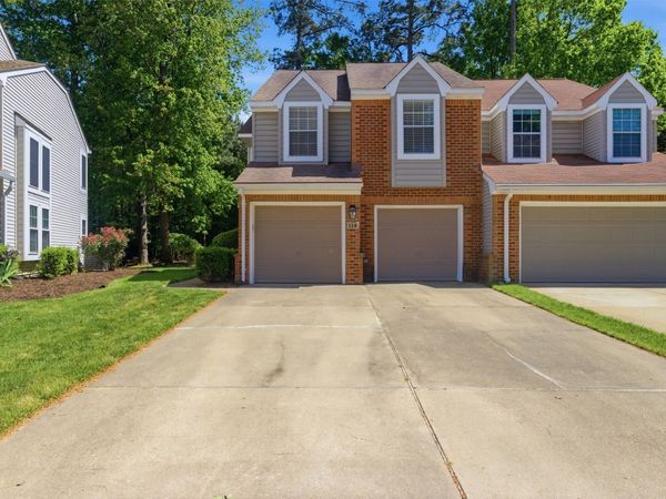 114 Spoon Court , Yorktown, VA 23693