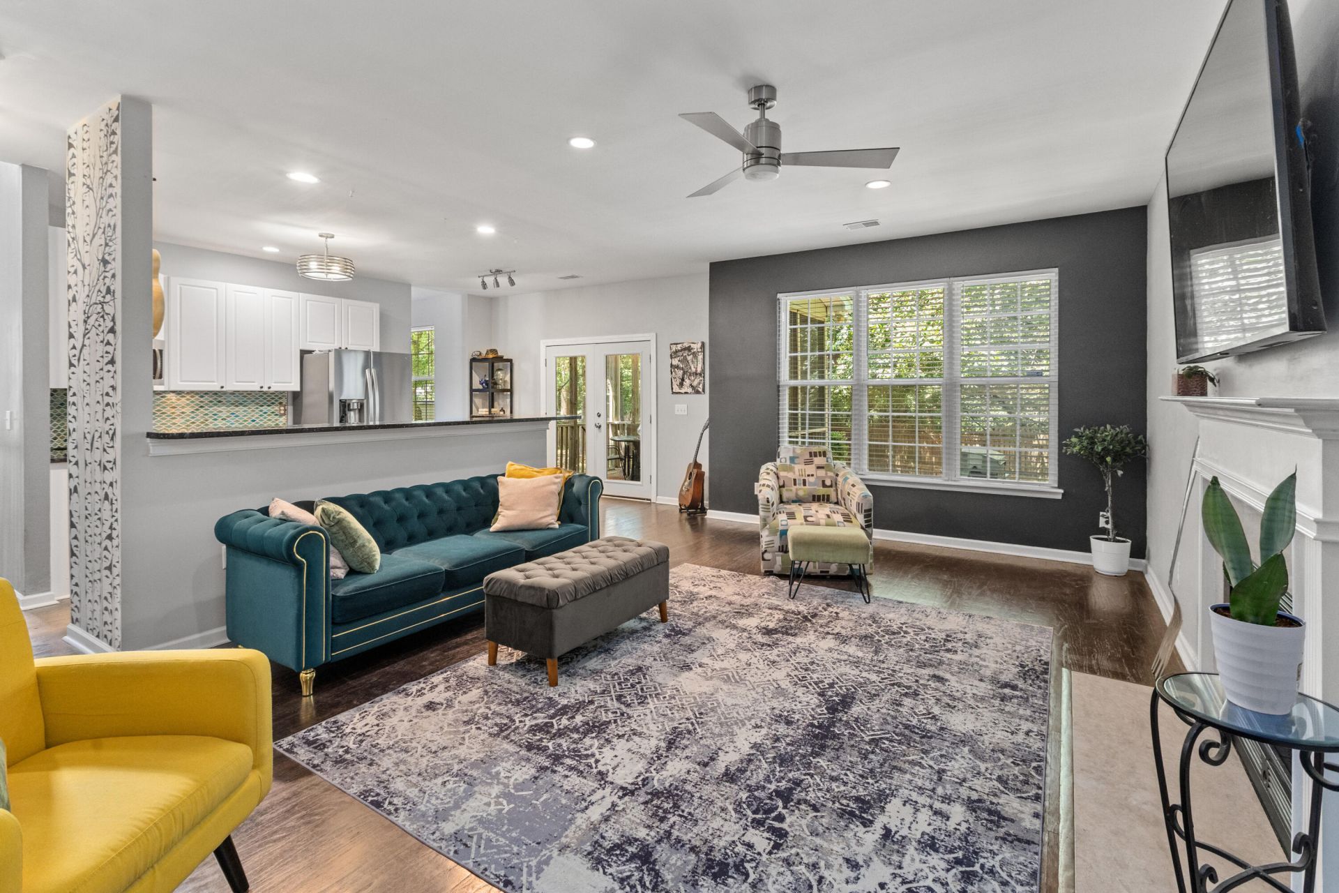 1880 Oleander Court Photo 12