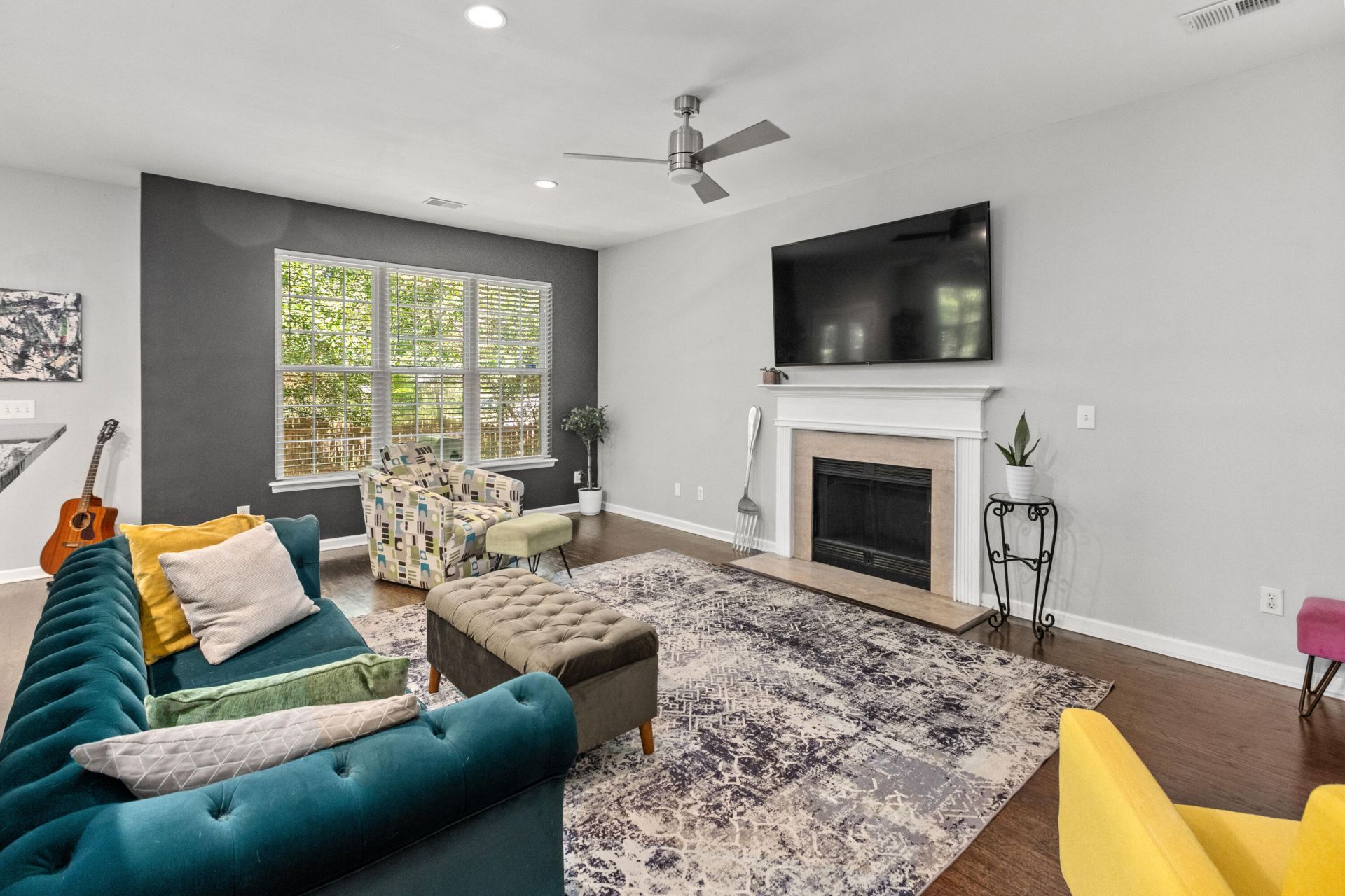 1880 Oleander Court Photo 13