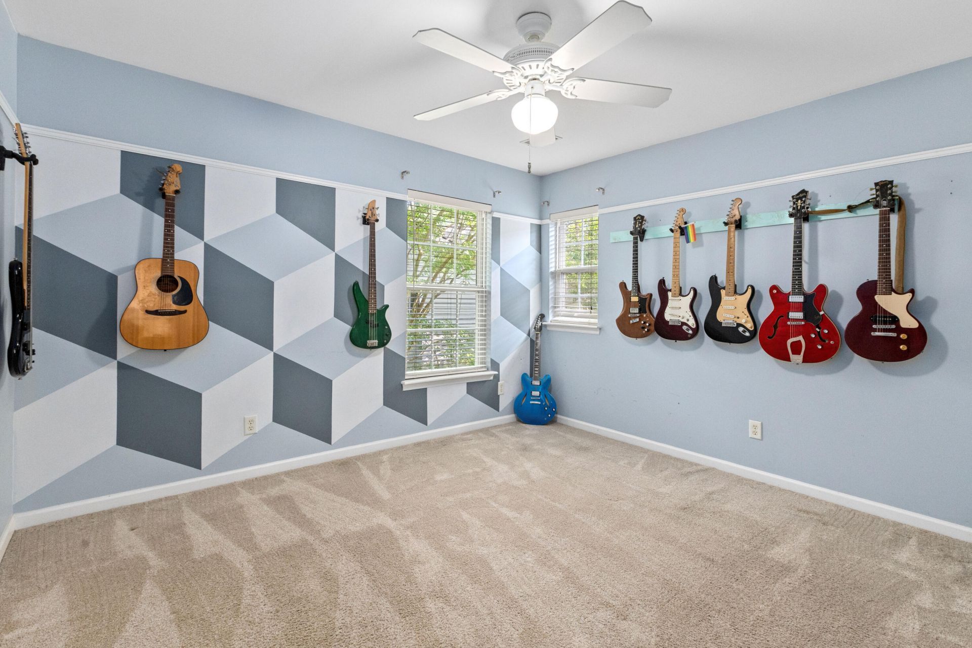 1880 Oleander Court Photo 34