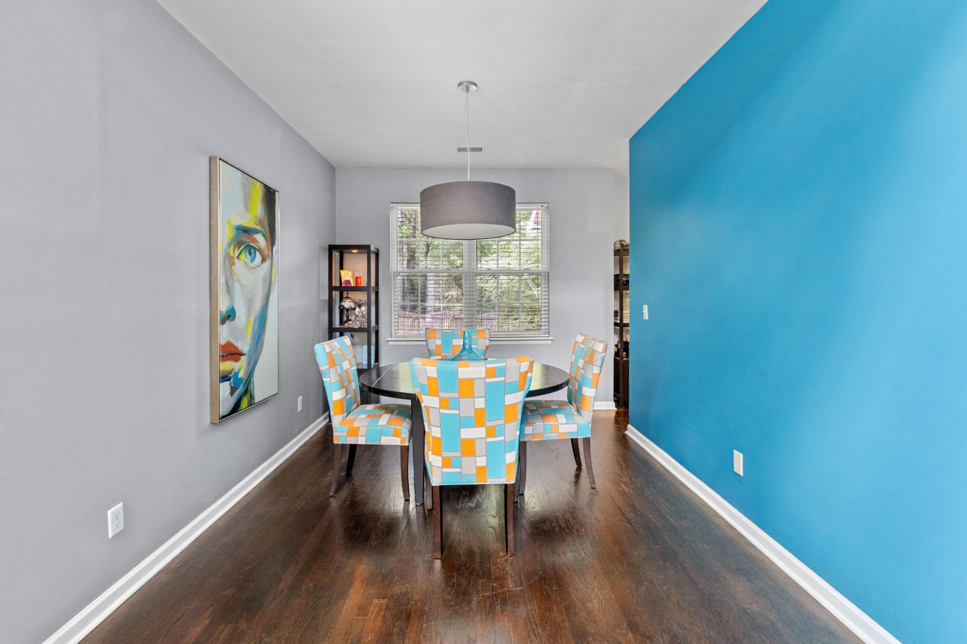 1880 Oleander Court Photo 7