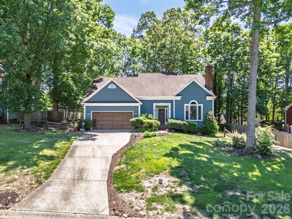 2133 Highland View Lane, Charlotte, NC 28214