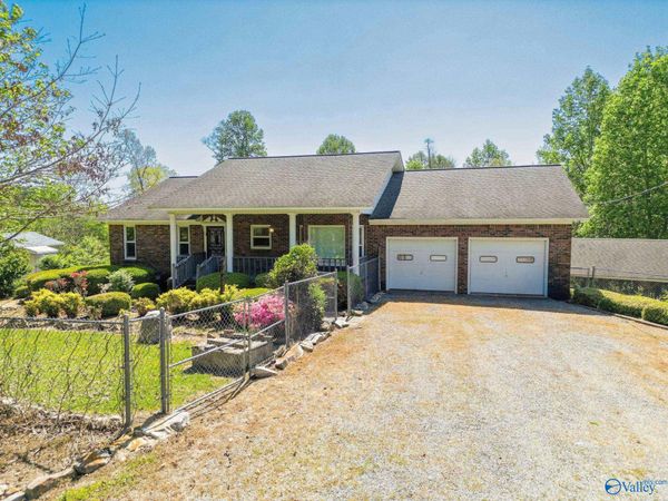 1062 Garrett Street, Rainsville, AL 35986