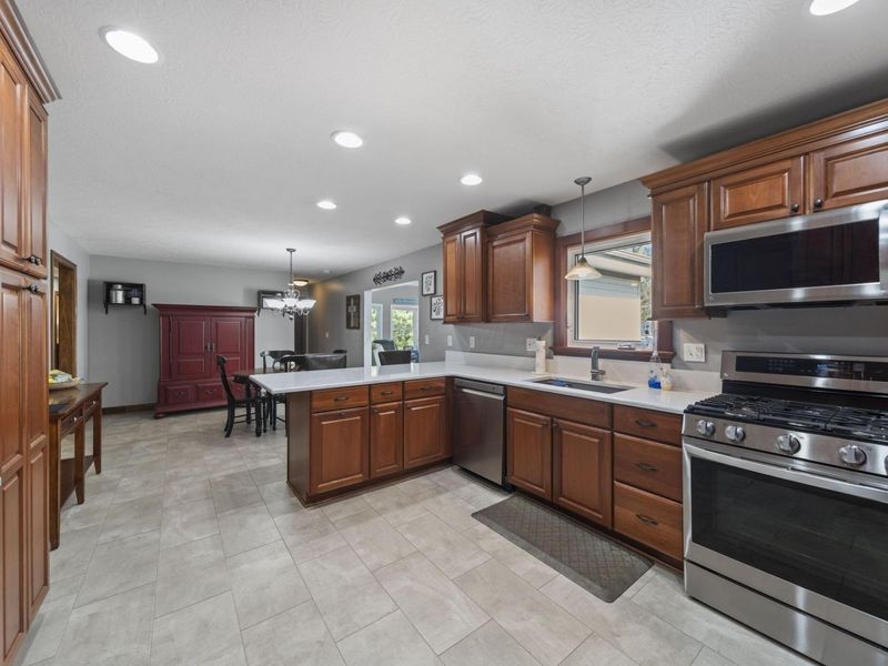 1860 Ginder Road NW, Lancaster, OH 43130 Photo 11