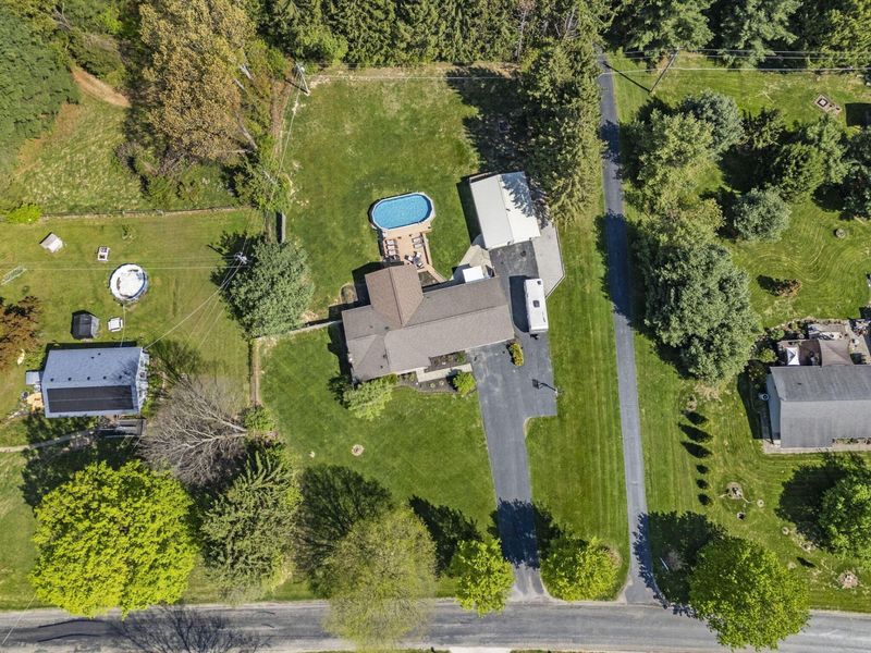 1860 Ginder Road NW, Lancaster, OH 43130 Photo 2